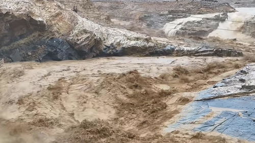 砸穿美民宅陨石携带外星生命催化剂 砸穿美民宅陨石携带外星生命催化剂